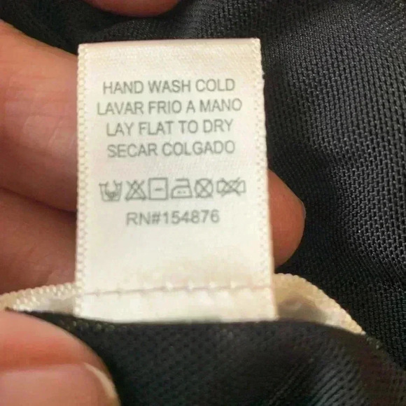 Bozzolo sheer black, longsleeved crop  top - Picture 3 of 3